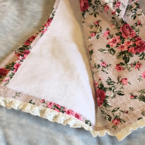 Shabby Chic Rose Garden Eyelette Lace Trimmed Farmhouse Kitchen Towels CottonNWT - Picture 16 of 16